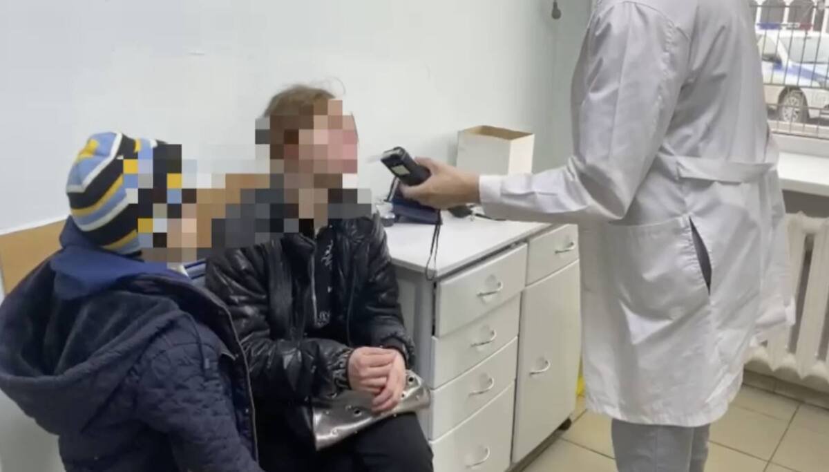 Пьяная мать вызвала скорую, а оказалась в полиции в Павлодаре