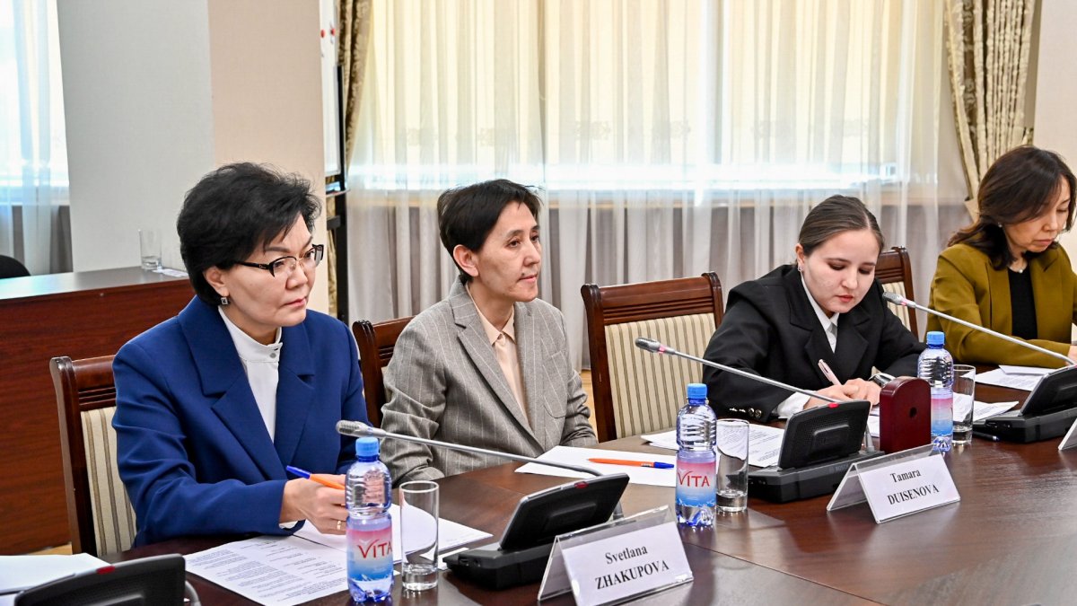 Вопросы трудовой миграции обсудила Тамара Дуйсенова с послом Республики Кореи