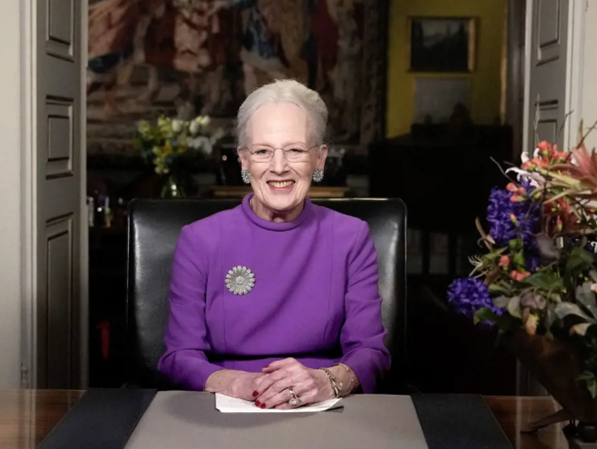 Королева Дании Маргрете II отрекается от престола после 52 лет правления