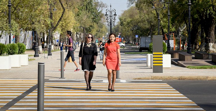 Бакытжан Сагинтаев сообщил о пилотном проекте по созданию временных пешеходных зон в Алматы