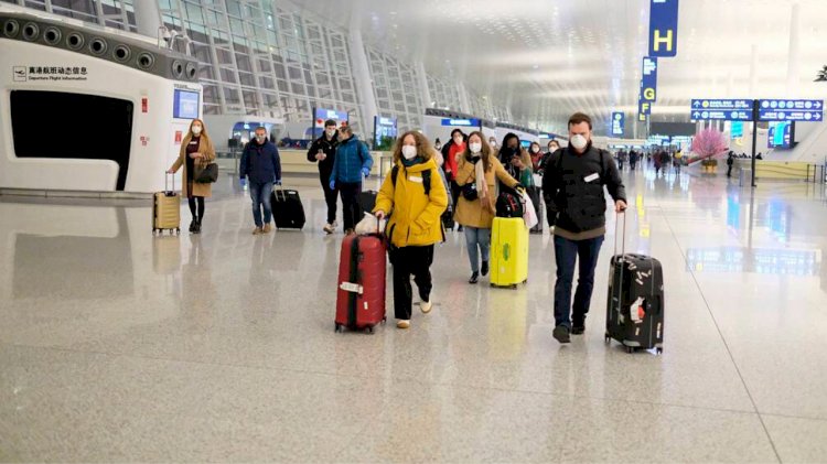 У шестерых прибывших из Египта авиапассажиров выявлен коронавирус