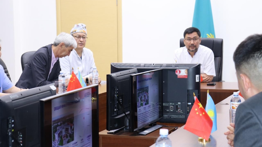 Инновации и применение ИИ в травматологии обсудили врачи Казахстана и Китая в Алматы