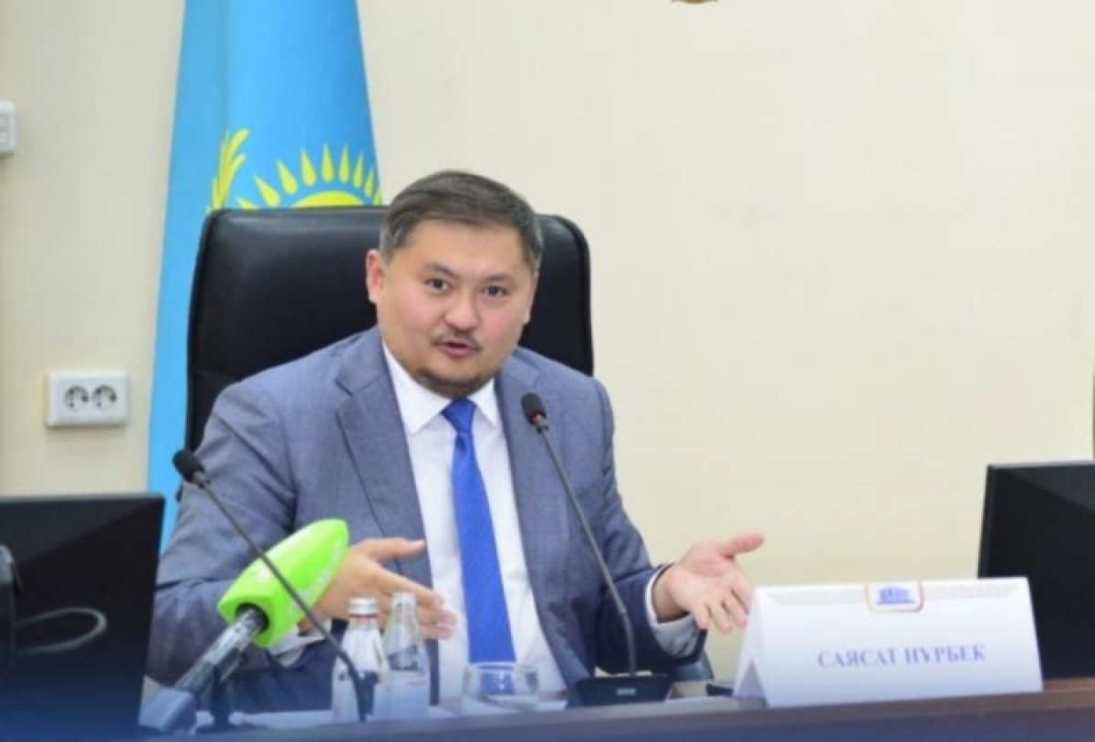 Саясат Нурбек поручил до 15 августа завершить ремонт во всех общежитиях Алматы