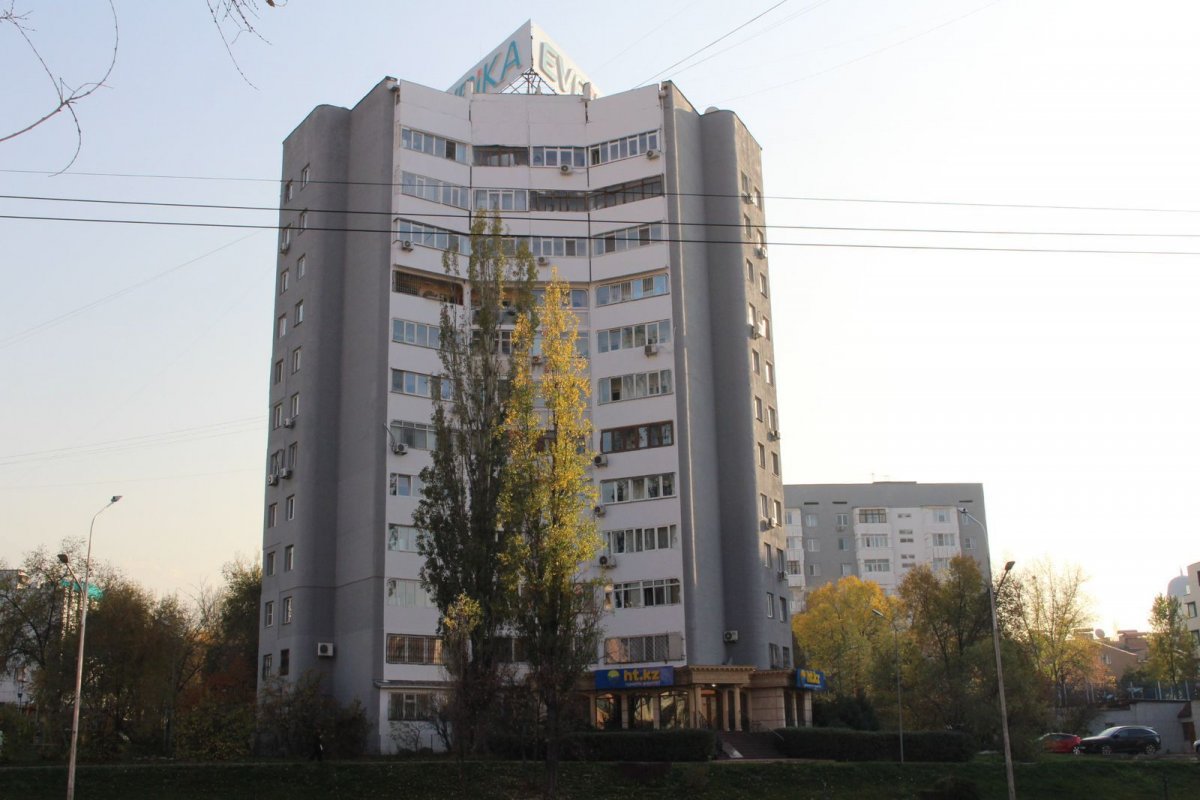 Обновлены фасады 23 многоквартирных жилых домов в Медеуском районе Алматы