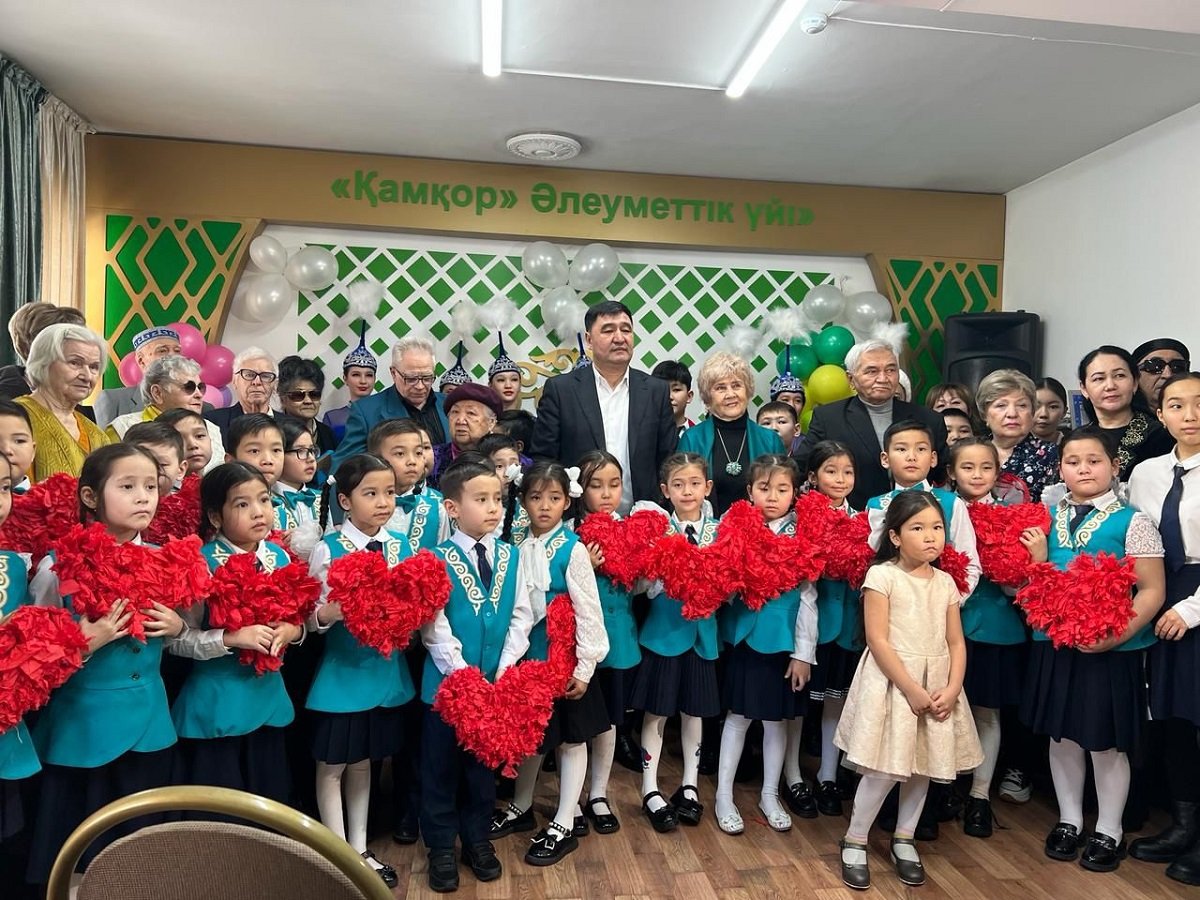 Концертами, выставками и благотворительными акциями отметили в Алматы «Қайырымдылық күні»