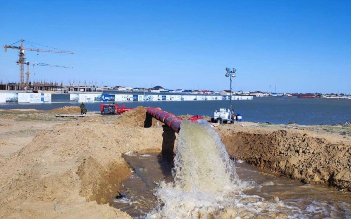 В Атырауской области продолжается мониторинг уровня воды реки Жайык