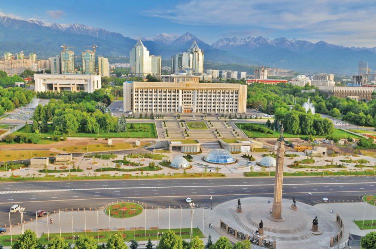 Бакытжан Сагинтаев: Приоритеты Алматы – развитие МСБ и обеспечение устойчивого роста экономики города