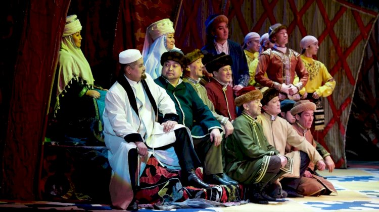 КазНАТОБ имени Абая открывает 88-й театральный сезон