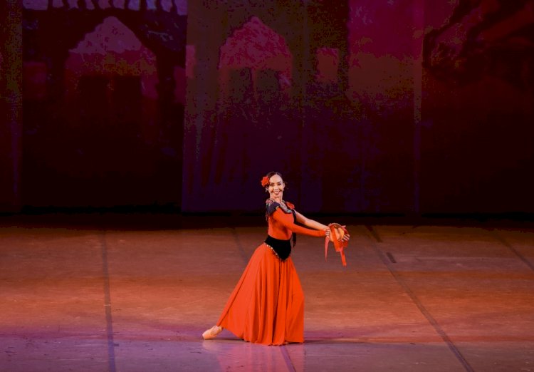 На сцене КазНАТОБ имени Абая состоялась премьера балета «Гудулла – мать Эсмеральды»