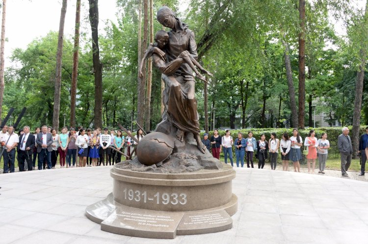 Какие мероприятия пройдут в Алматы  в День памяти жертв политических репрессий и голода