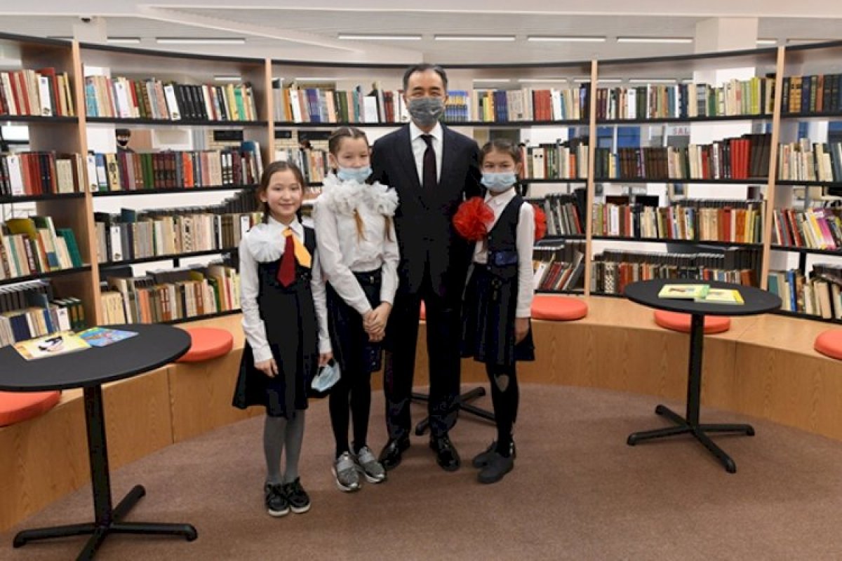 Библиотека 21 века. 24*7 Библиотека в Алматы.