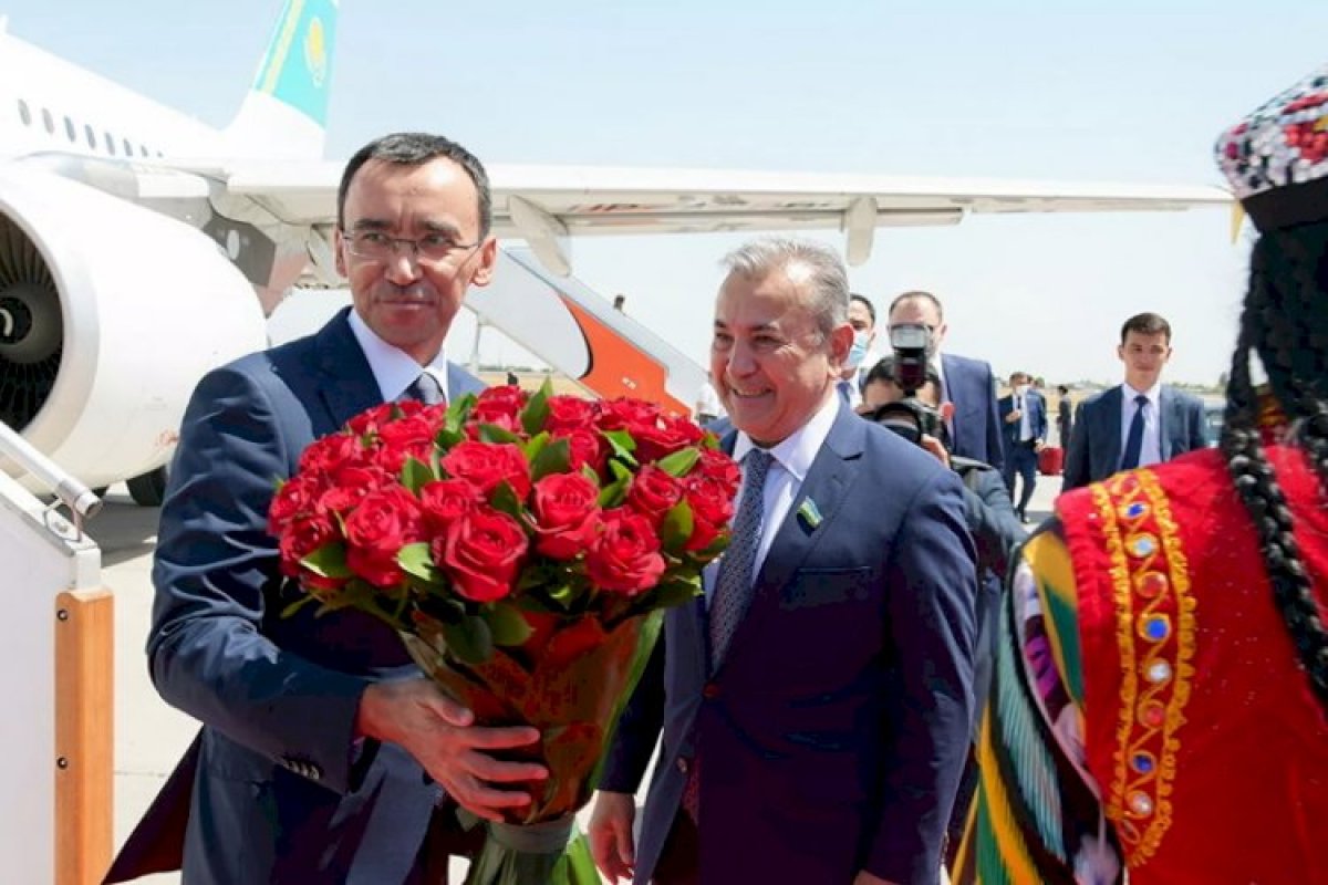 Источник фото: пресс-служба Сената Олий Мажлиса Узбекистана