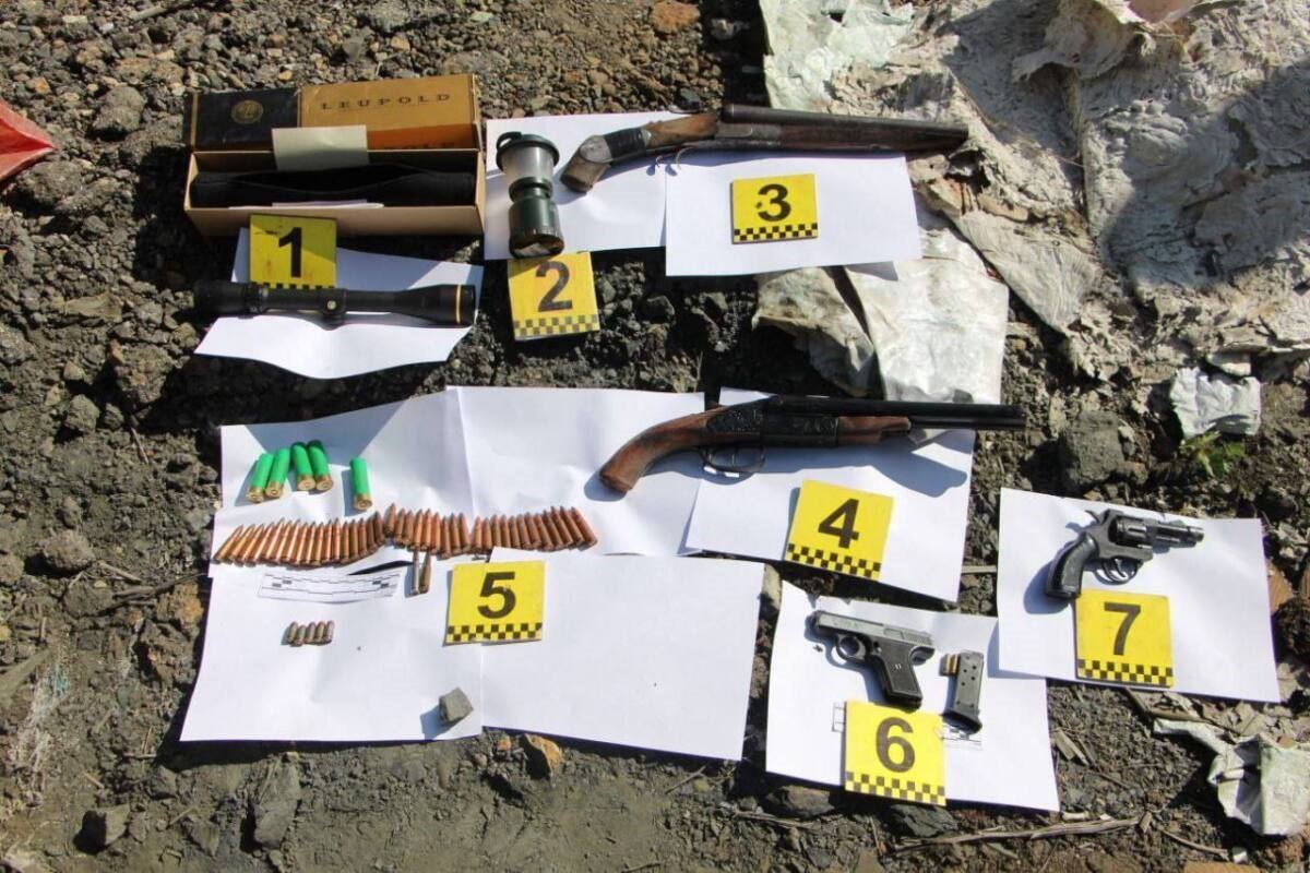 Схрон с оружием и боеприпасами обнаружили в Жетысуской области