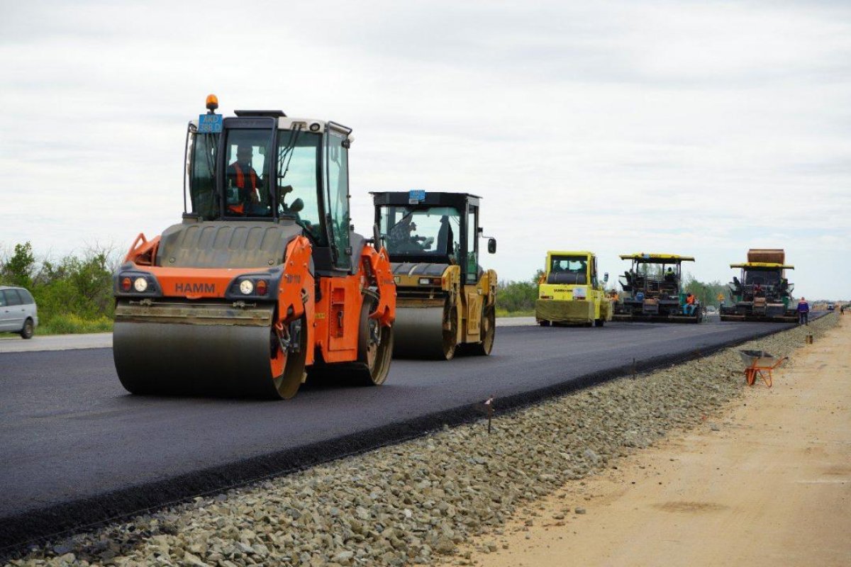 Более тысячи километров дорог сдадут до конца года после реконструкции