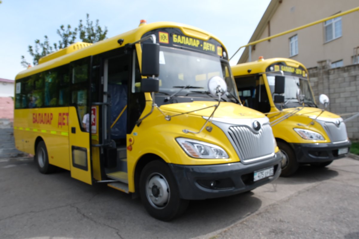 В Алматы внедрен пилотный проект «Школьный автобус»