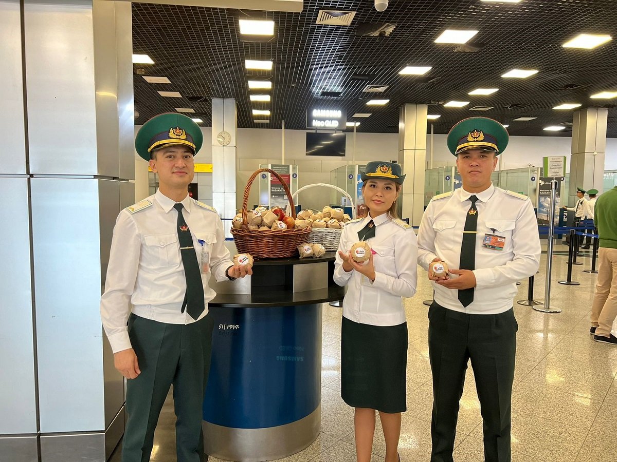 «Символ Алматы в подарок»: как будут встречать туристов в международном аэропорту Алматы