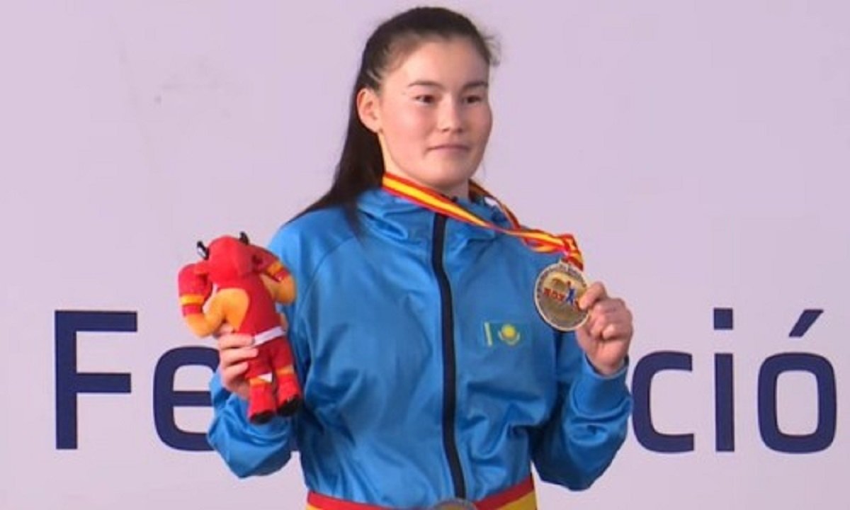Женская сборная Казахстана выиграла два золота на международном турнире по боксу в Испании