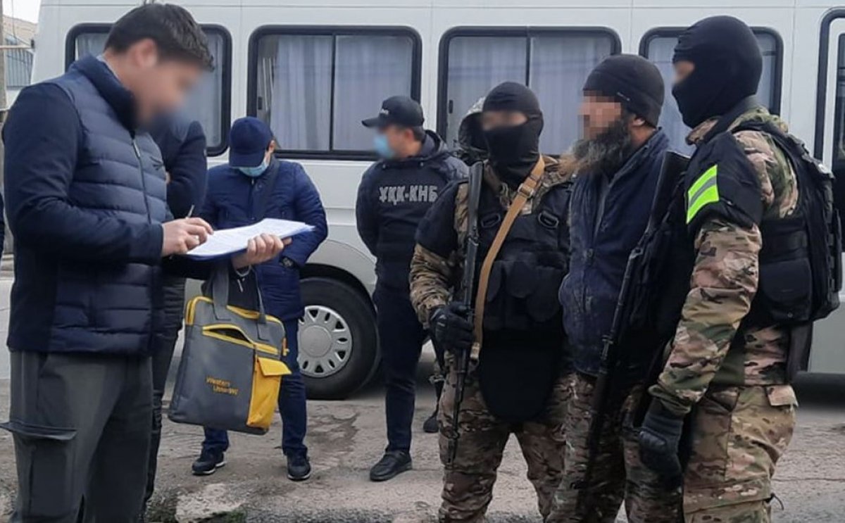 Подозреваемых в пропаганде терроризма задержали в Шымкенте
