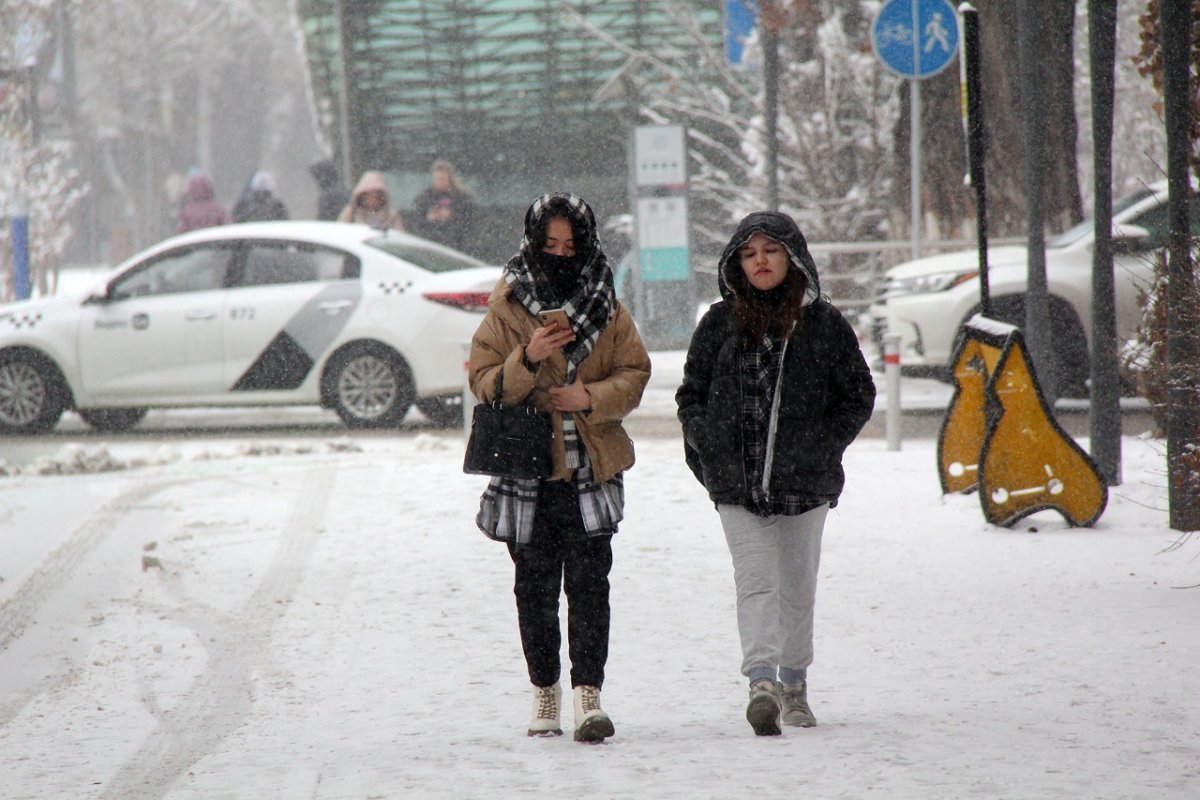 Дождь с переходом в снег: сильные осадки ожидаются в Казахстане 8 апреля