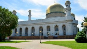 Мечети хотят возобновить работу