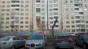 Алматинские многоэтажки после крена укрепят без выселения жильцов