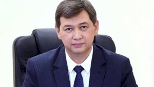 Ерлан Киясов подписал постановление о поэтапном смягчении карантина