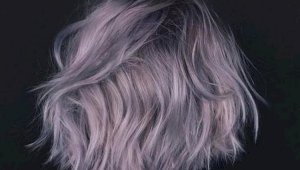 Эксперты назвали пять модных оттенков волос 2021 года