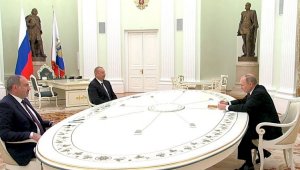 Совместное заявление о развитии Карабаха подписали Путин, Алиев и Пашинян
