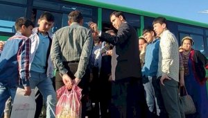 Хлеб по справкам начали отпускать в Туркменистане
