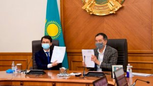 Бакытжан Сагинтаев и Багдат Мусин подписали план ИТ-архитектуры Алматы