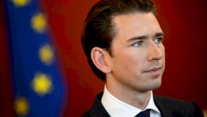 Канцлер Австрии заявил о готовности привиться «Спутником V»