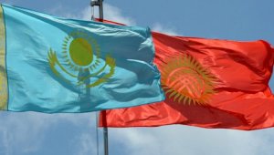 Президент Кыргызстана прибыл в Нур-Султан с государственным визитом