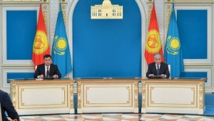 Совместный брифинг для представителей СМИ провели Президенты Казахстана и Кыргызстана