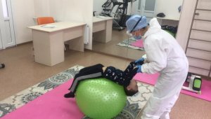Как в Алматы оказывают медицинскую помощь «особенным» детям