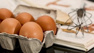 Причины роста цен на яйца назвали в Минторговли