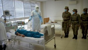 COVID-19: Военные медики проходят спецподготовку