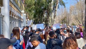 В Бишкеке снова митинг: протестуют женщины