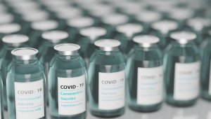 До конца месяца фармзавод в Караганде выпустит 1,5 млн доз вакцин от коронавируса