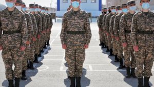 Более 6,7 тыс. юношей пойдут в армию в Казахстане