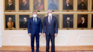 Борьбу с мошенничеством обсудили главы МВД Казахстана и России в Москве