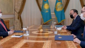 Президент дал поручения новому послу Казахстана в США