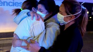 Жертвами пандемии во Франции стали более 100 тысяч человек