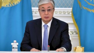 Касым-Жомарт Токаев поздравил казахстанцев с Днем защитника Отечества