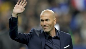 Зидан покинул пост главного тренера «Реала»     