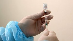 Эпидемиолог из Алматы разъяснила, как проходит вакцинация от коронавируса