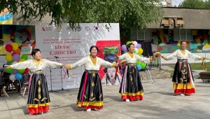 В Алматы открылась выставка группы корейских художников