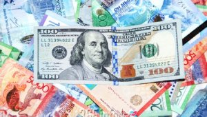 Рост курса доллара объяснили в Нацбанке