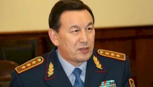 Президент поблагодарил Калмуханбета Касымова за службу