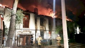 Аким Алматы поручил расследовать причины пожара в жилом доме