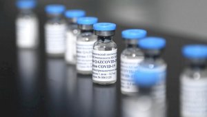 Казахстанскую вакцину QazVac зарегистрировали в Кыргызстане
